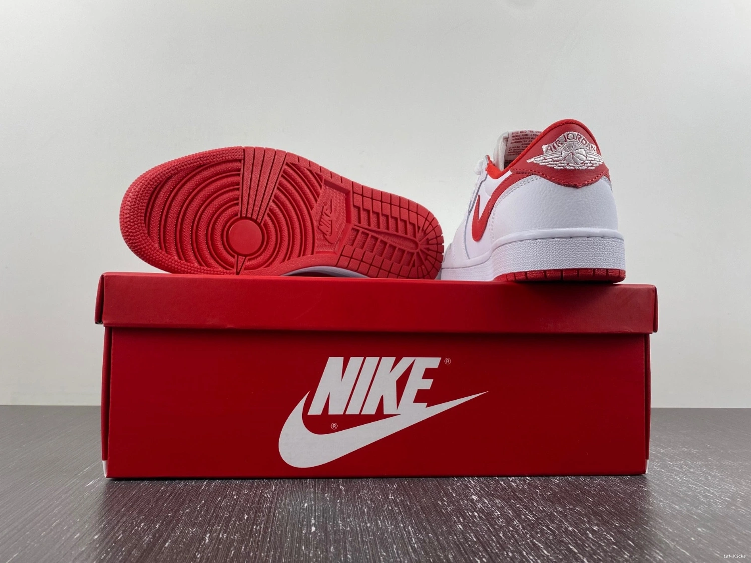 Jordan Red OG Low 1 CZ0790-161 University Air 0514